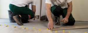 Do-it-yourself vs. professionelle Bodenverlegung: Was ist die beste Wahl? Image